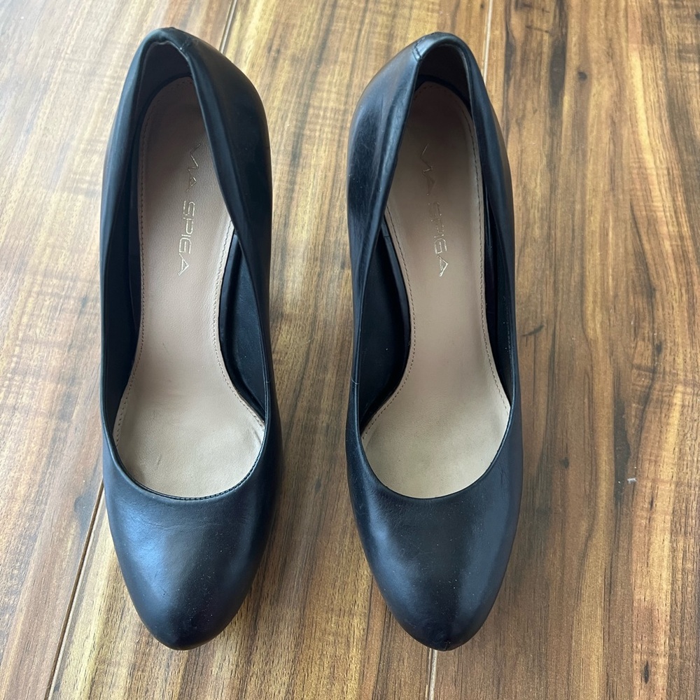 Via Spiga high heels with hidden platform on the front.